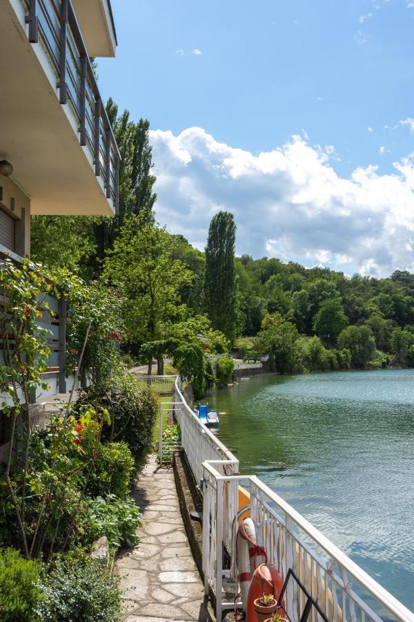 B&B In Riva Al Lago Avigliana Eksteriør billede