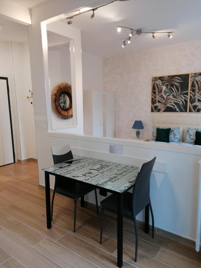 B&B In Riva Al Lago Avigliana Eksteriør billede