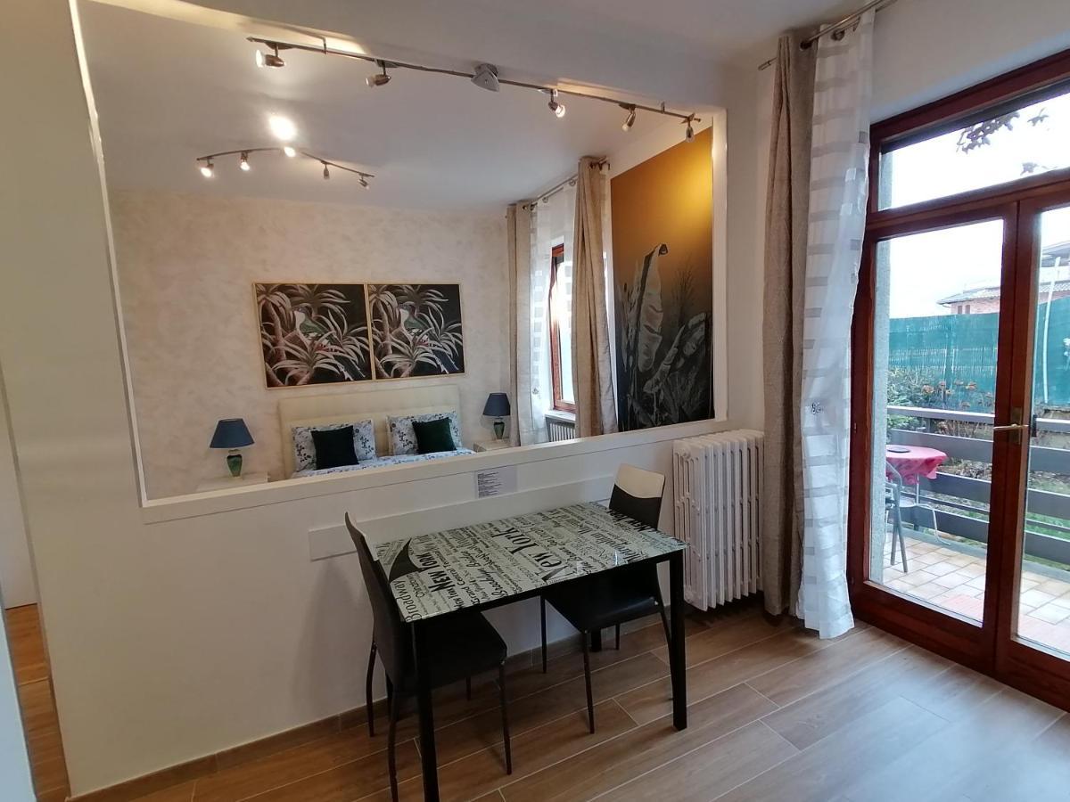 B&B In Riva Al Lago Avigliana Eksteriør billede