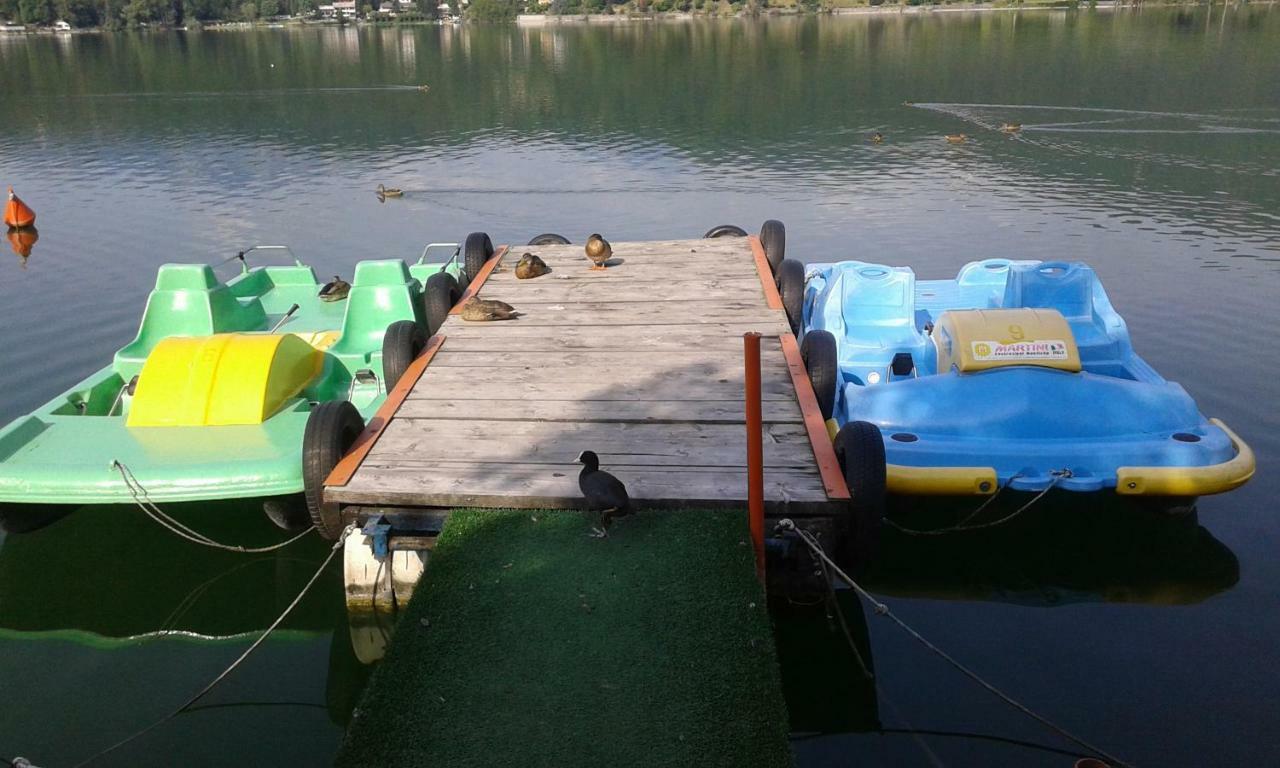 B&B In Riva Al Lago Avigliana Eksteriør billede