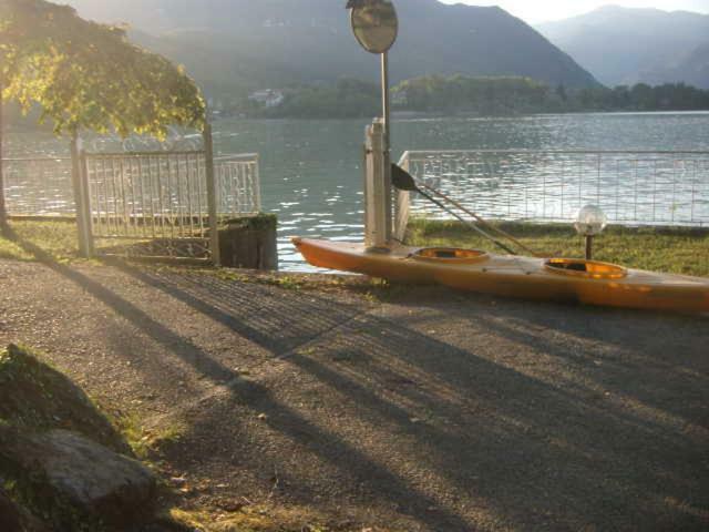 B&B In Riva Al Lago Avigliana Eksteriør billede
